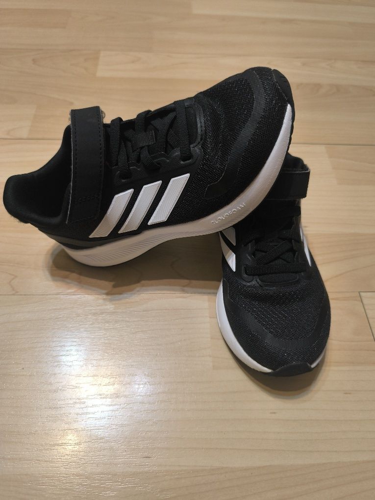 Маратонки Zara,Adidas и Puma 32 номер