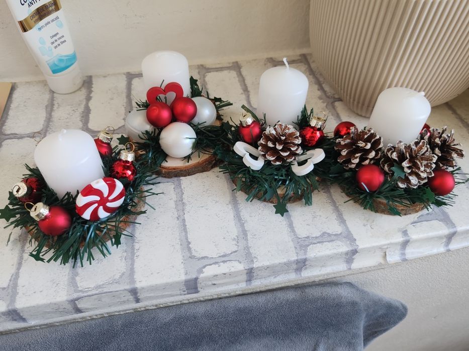 Patru lumânări mici pentru Crăciun