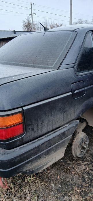 Продам запчасти на фольсваген  пассат Б3 седан