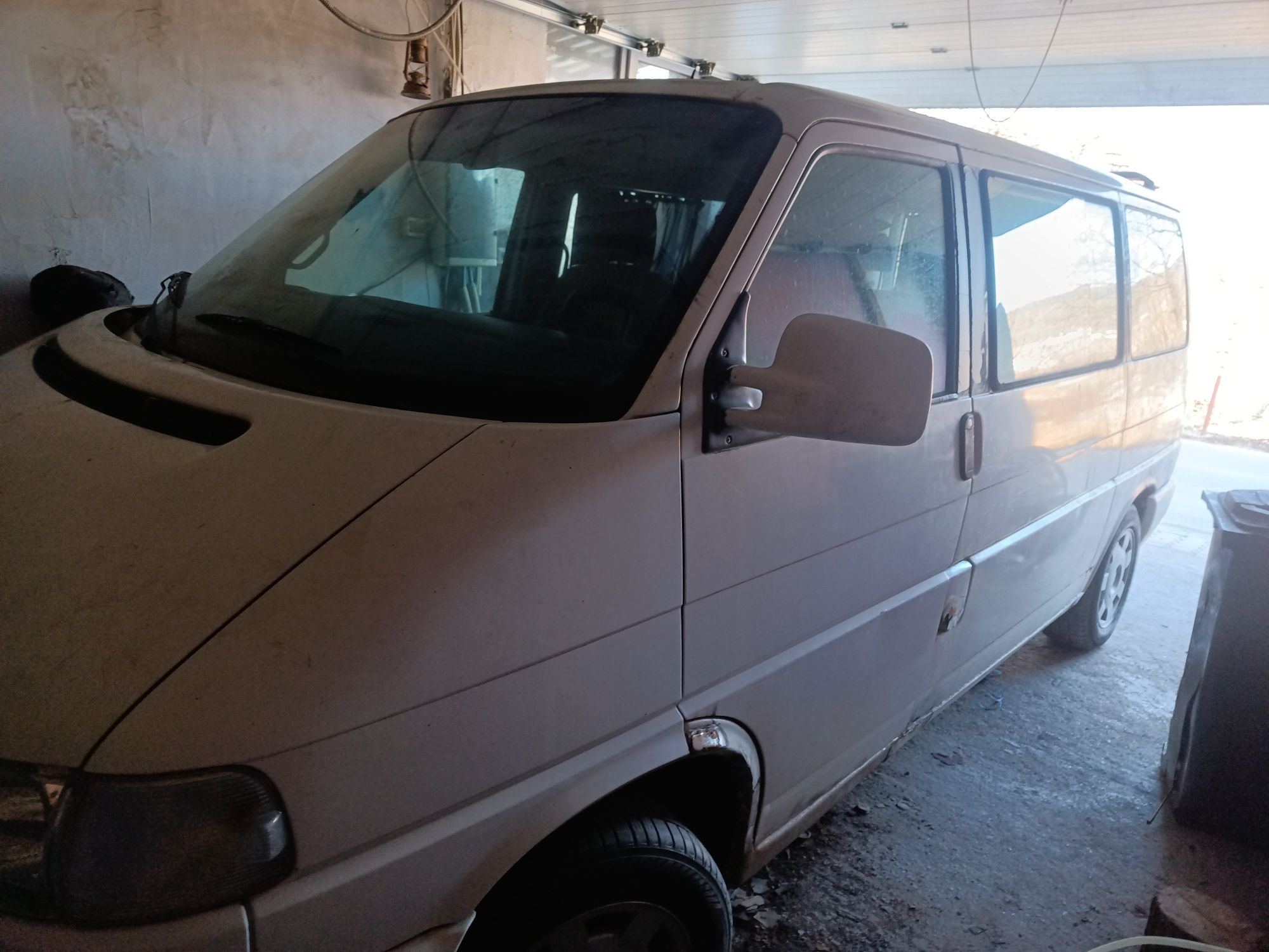 T4 multivan 2.5 102 cai