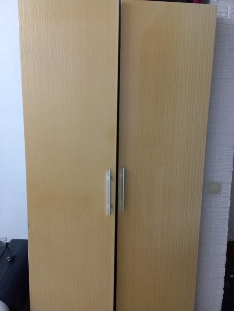 Продается шифоньер