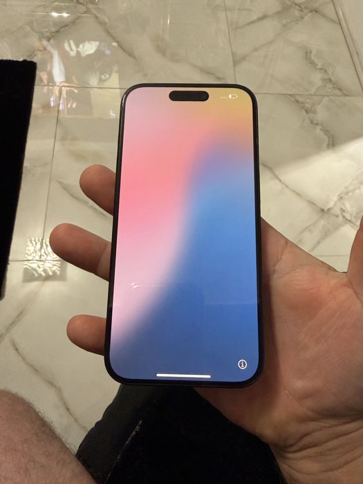 Iphone 15 pro cu garantie si casco