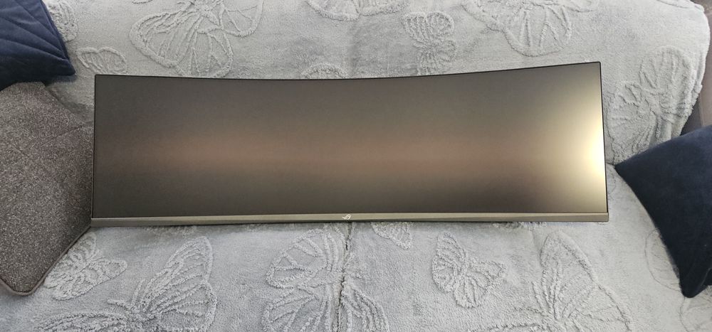 Vand monitor Asus rog xg49vq