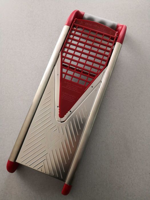 Домашни потреби за трапезата