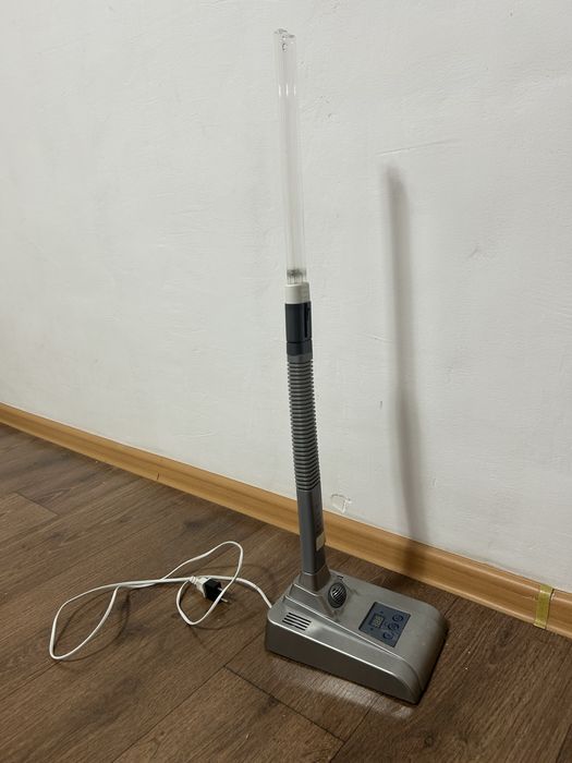 Бактерицидная ультрафиолетовая лампа / лампа для кварцевания