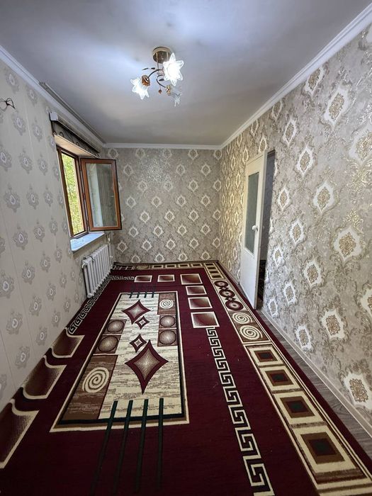 Срочно Продам квартиру Чиланзар 23. 2х комнатная