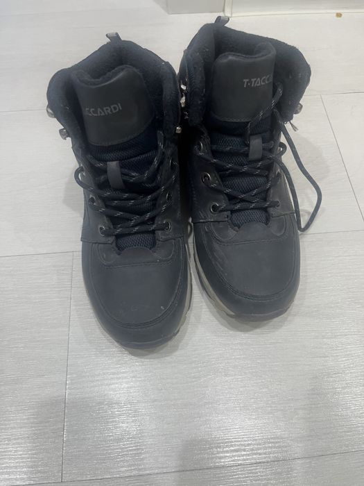 Продам осень- зима обувь