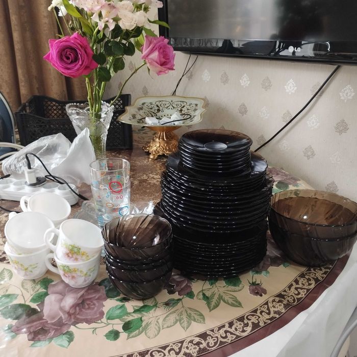 Отдам бесплатно хорошую посуду