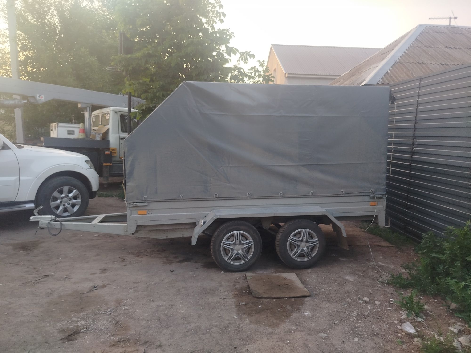 Прицеп для автомобиля