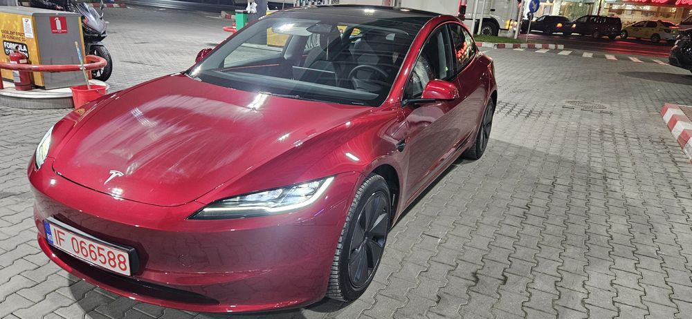 Vand tesla 2024 long range 4x4 highlander 42.000 km