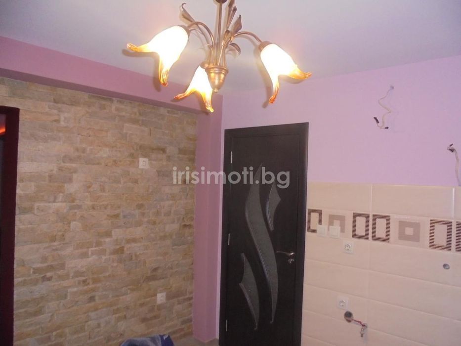 Продава се Къща в София, Княжево - 400 кв.м за 1238 €/кв.м - Снимка #7