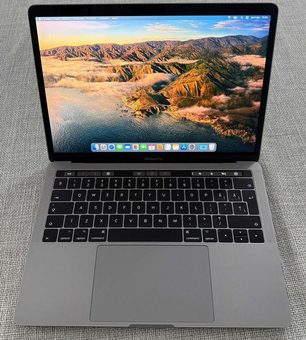 Apple MacBook Pro 13" 2017, 4 Thunderbolt, Touch bar, personal