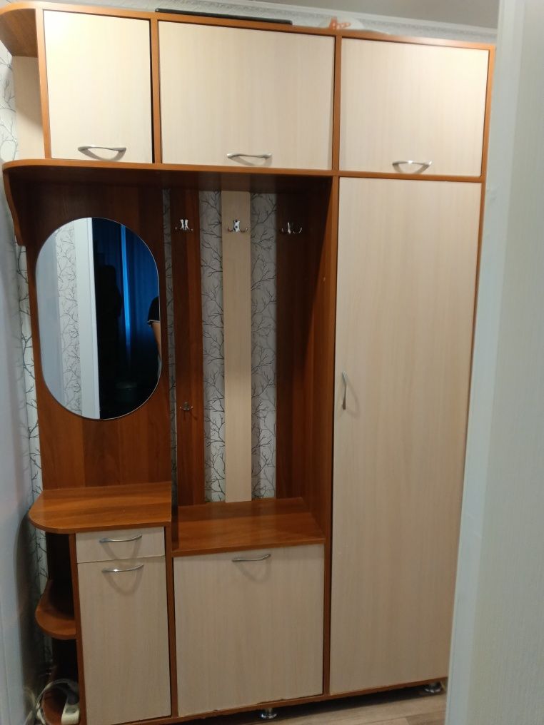 Продам прихожую в хорошем состоянии