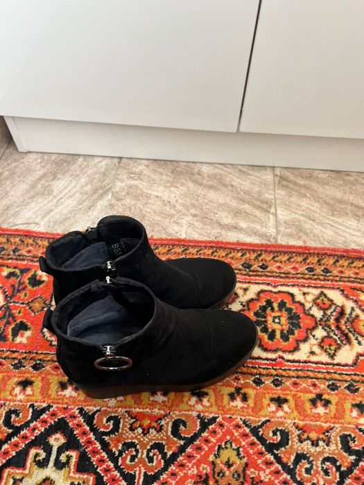 Продам обуви