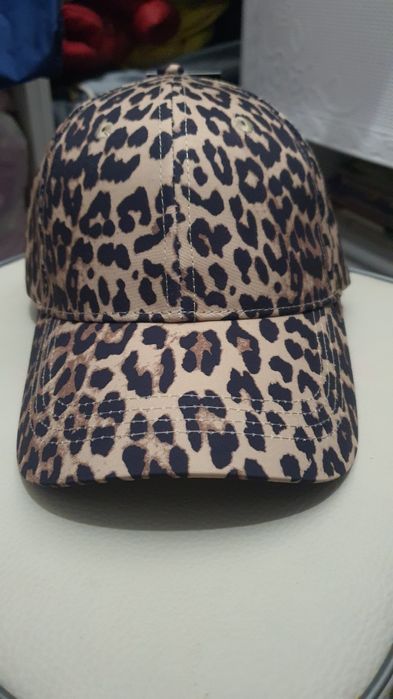 Бейсболка женская Faberlic