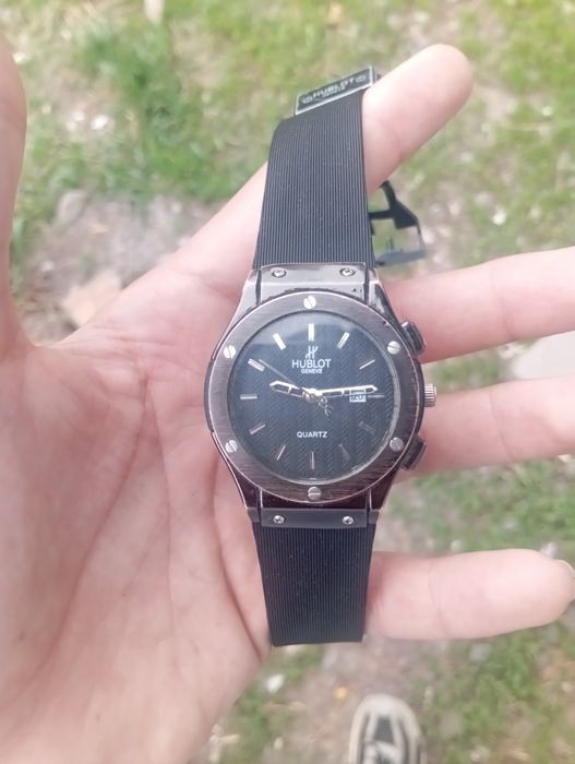 Часы HUBLOT не на ходу