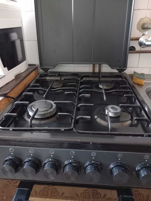 Vand aragaz Arctic negru