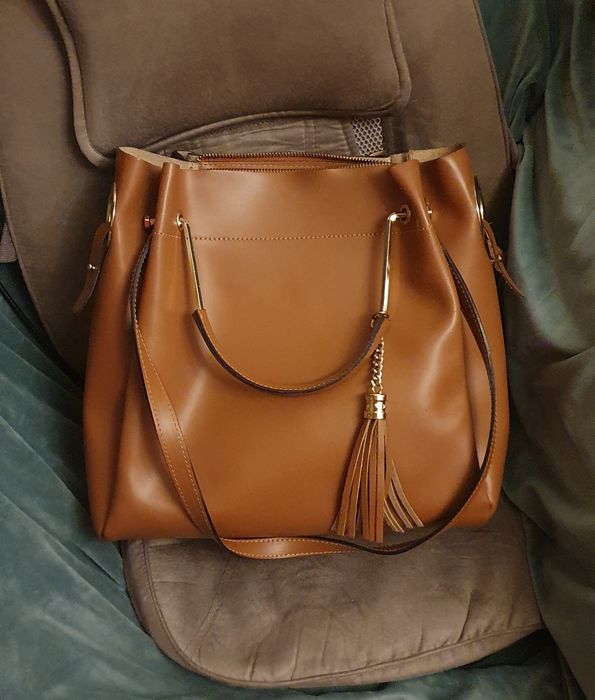 Geanta piele naturală, stare impecabila