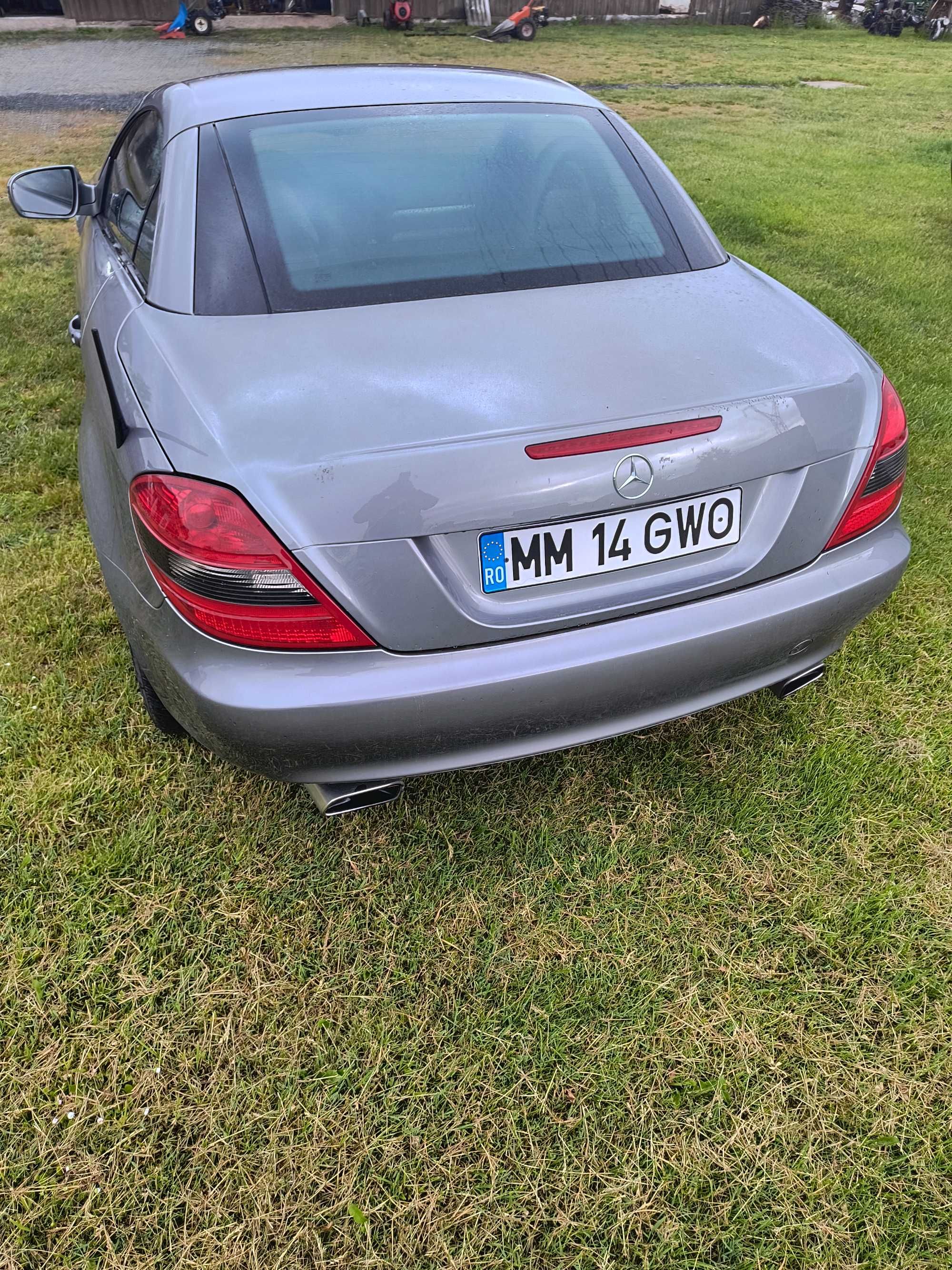 Vând Mercedes Benz 171 slk 200 compresor