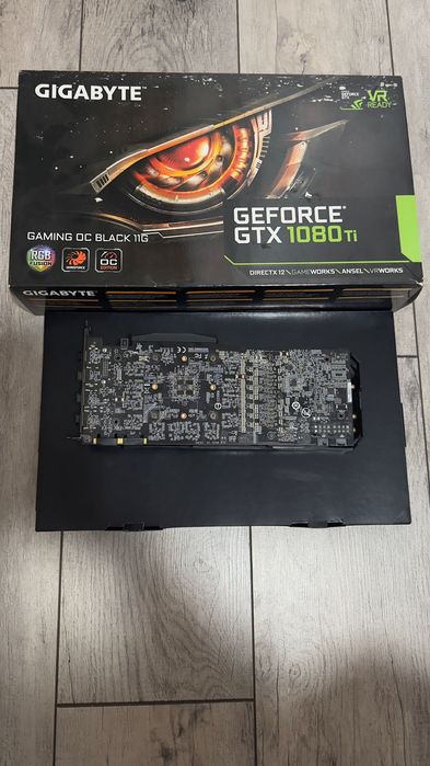Продам видеокарту Gigabyte Geoforce 1080TI 11 GB
