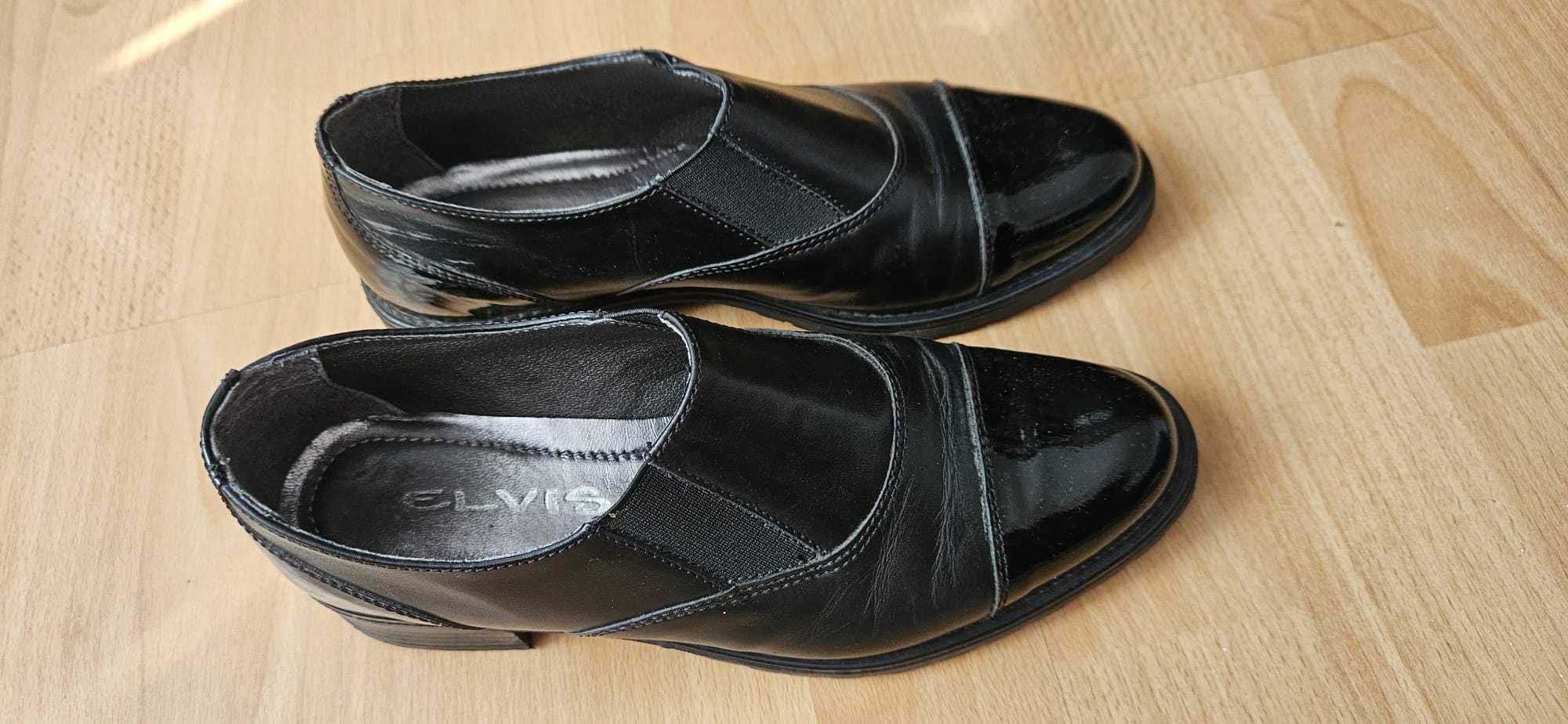 Pantofi de piele negri toamna