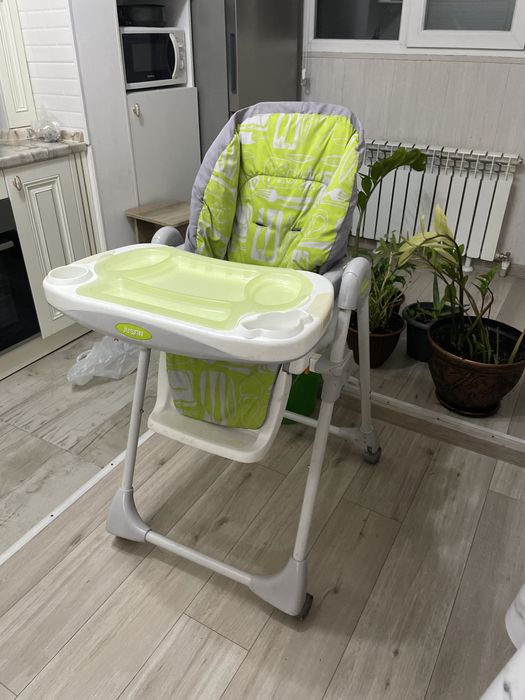 Стол для кормления