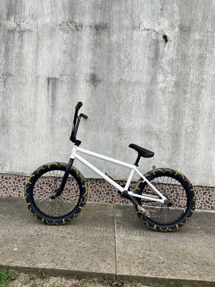 Vand Bmx Bicicleta Subrosa Custom 2022