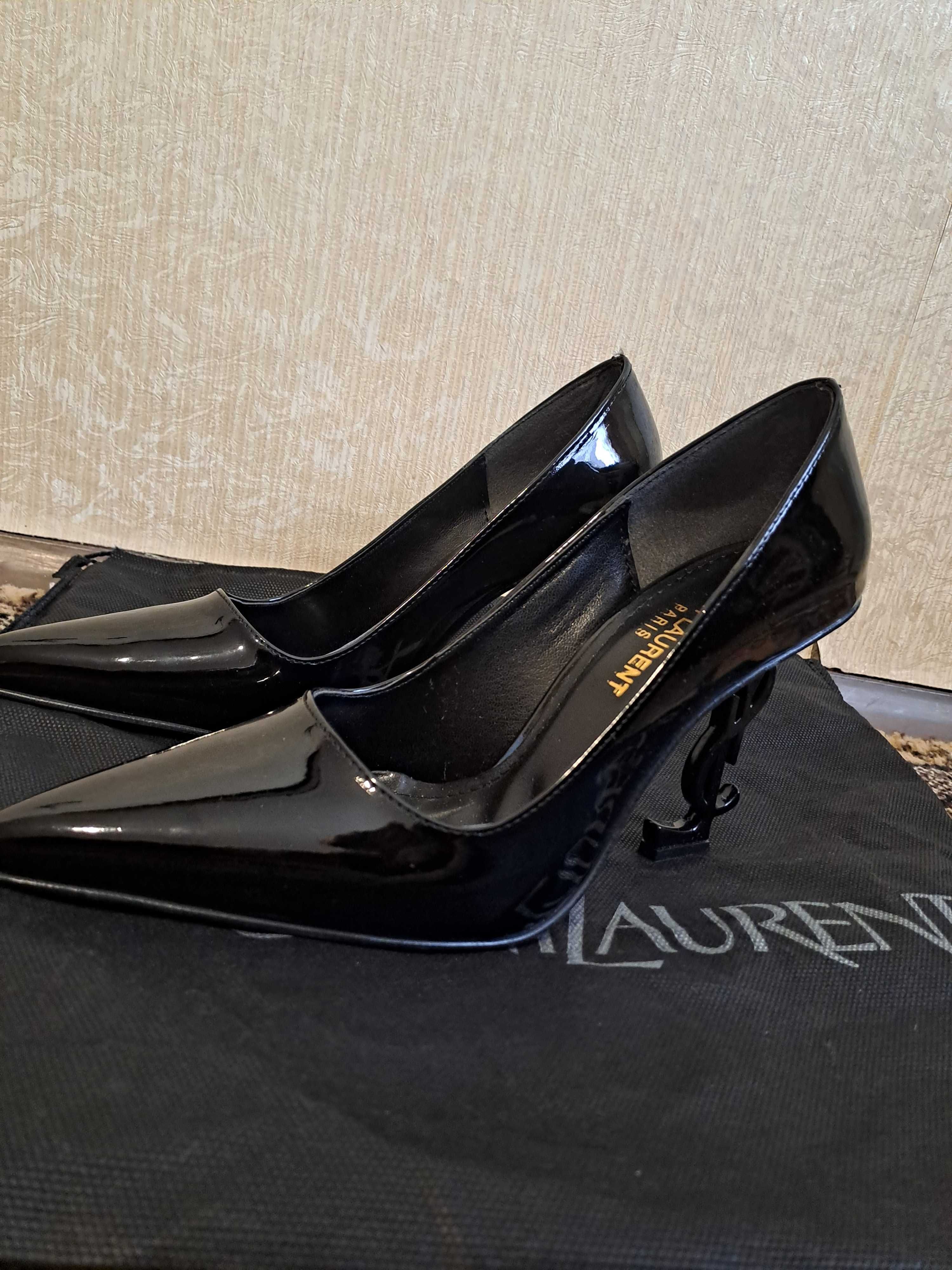 YSL обувки на ток