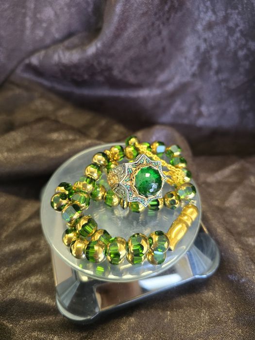 Сребърен мъжки пръстен и броеница с позлатени елементи