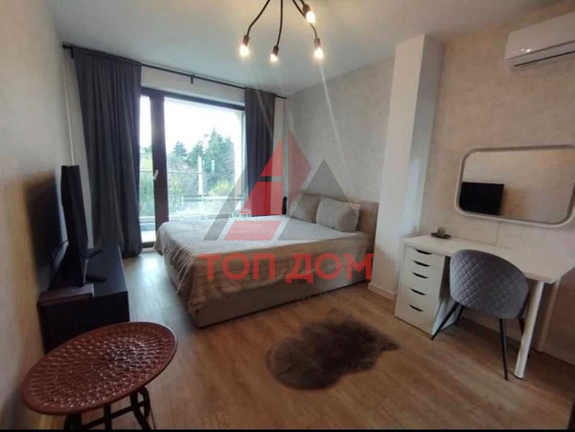 Тристаен!кв.Бриз!ПАРКОМЯСТО и седмично почистване в цената!Код 74835