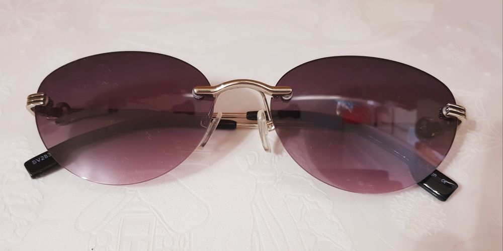 Очки солнцезащитные