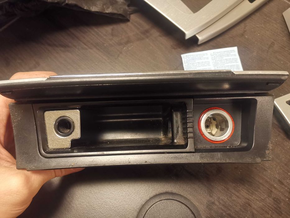 Лайсни дран алуминий пасат б6 passat b6 климатроник пепелник