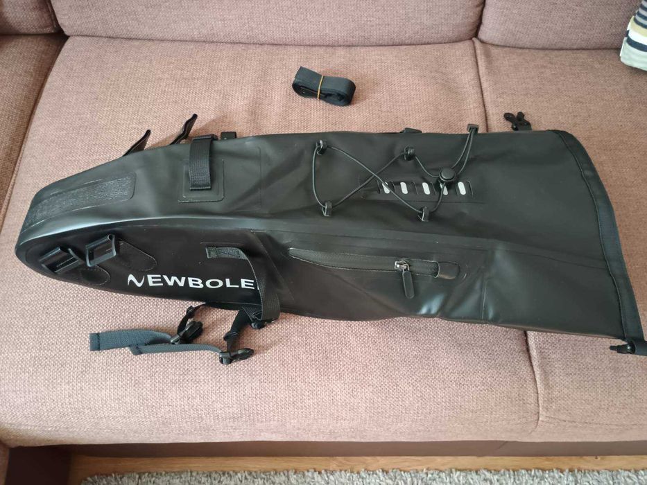 Geanta tija sa bicicleta 13L impermeabila waterproof noua