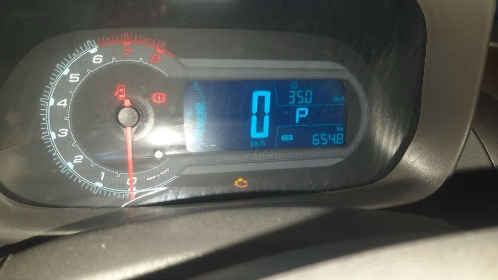 срочно сотилади кобалть 2025 йил коробка автомат