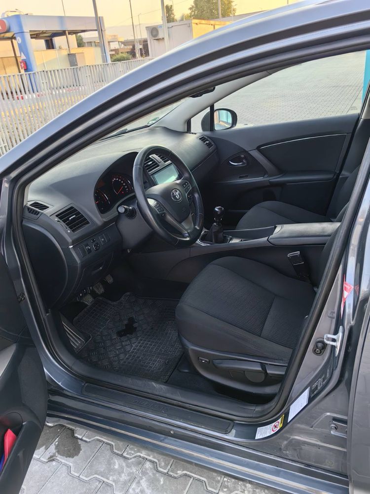 Toyota Avensis 1.8 газ/ бензин
