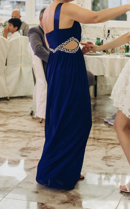 Дълга рокля, вечерна рокля