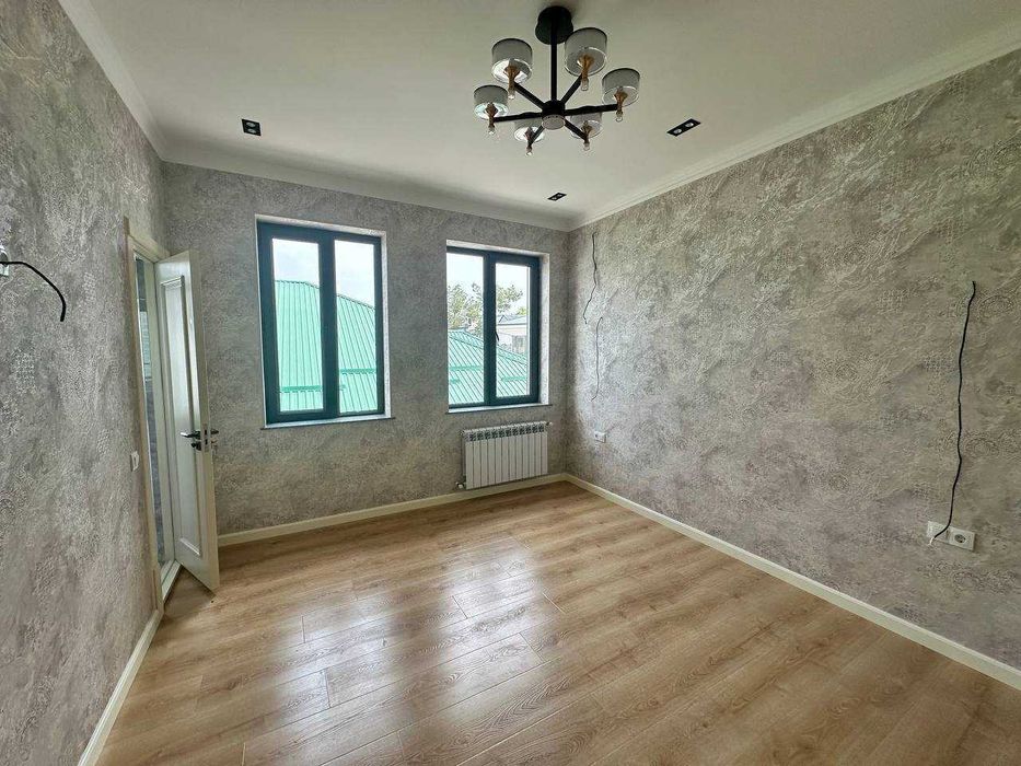 Коттедж за магазином динамо на карасу 6