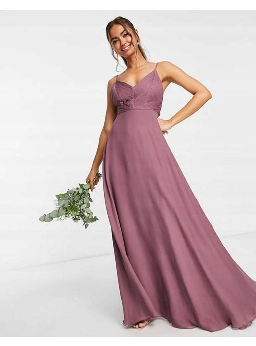 Официална рокля на АSOS