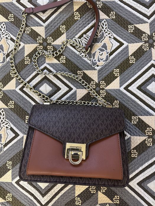 Продаю сумку Майкл Корс