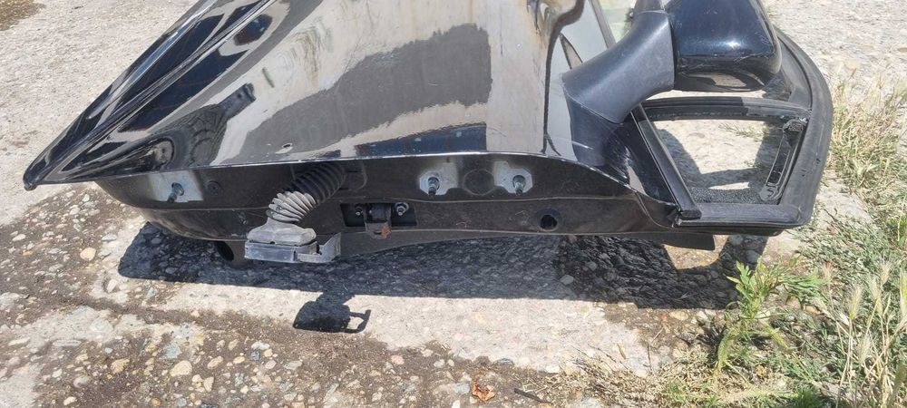 Usa dreapta fata completa cu oglinda de europa Renault Clio 4