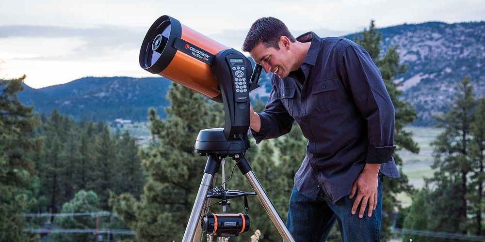 За астрофото и наблюдение-най-любимият в света телескоп Celestron C8SE