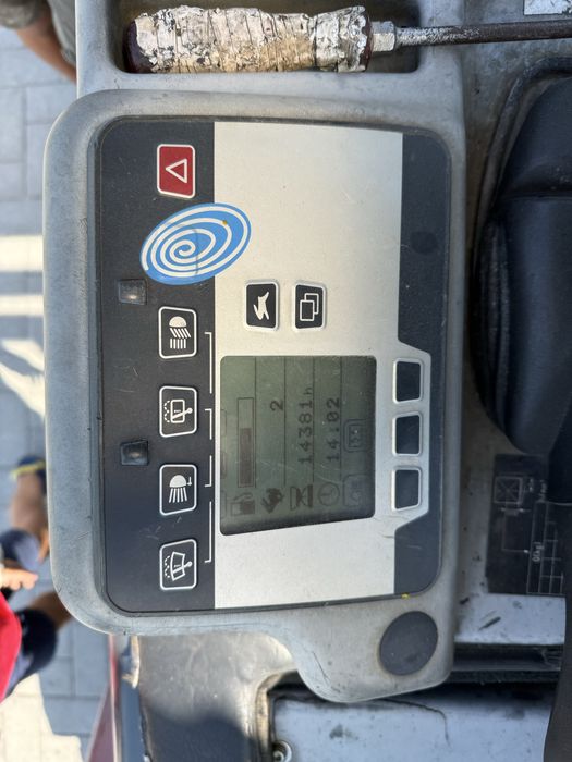 De vanzare sau da inchiriat Stivuitor Still 5 Tone