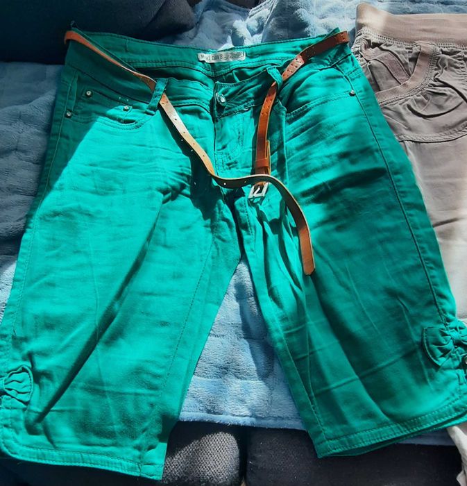 Pantaloni scurti ,damă