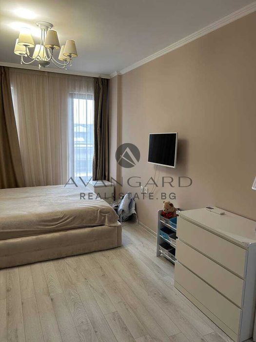 Продава се Тристаен апартамент в Пловдив, Тракия - 120 кв.м за 2508 €/кв.м - Снимка #7