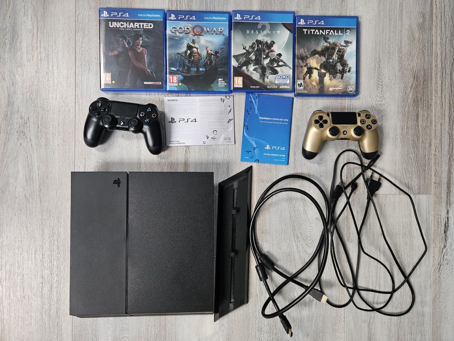 PlayStation 4, 1 TB, първи собственик