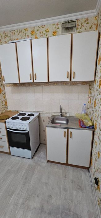 Отдам даром мебель.Левый берег