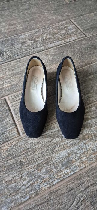 Balerini negri din piele intoarsa marimea 37