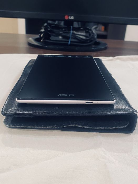 ASUS ZenPad 4G Dual SIM Impecabila Neverlocked