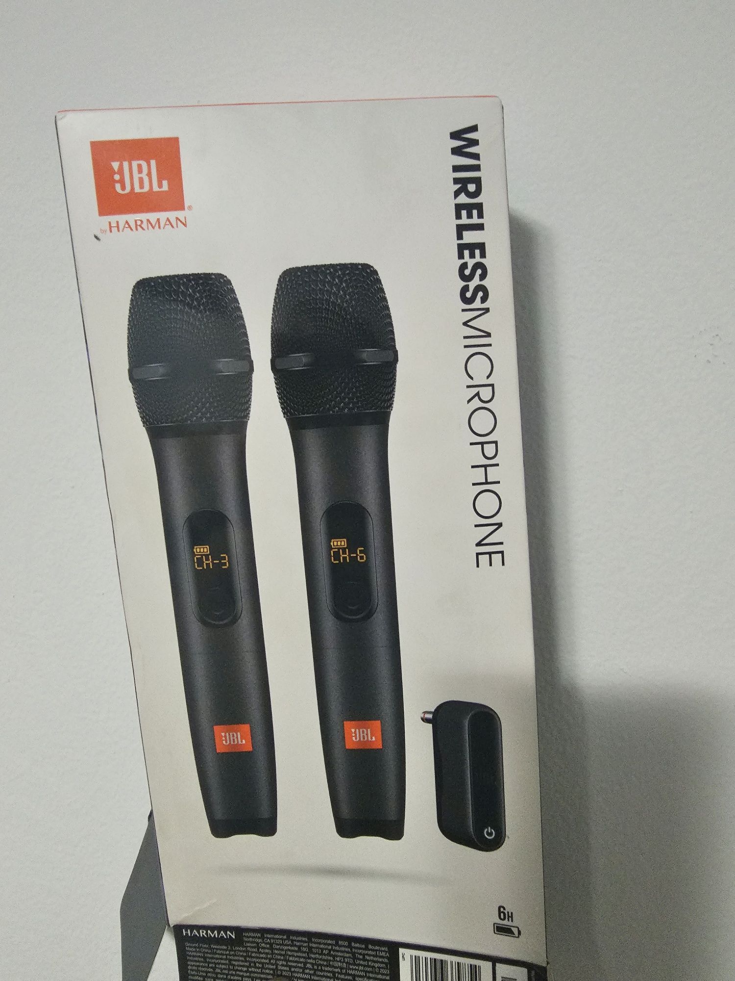 Partybox 1000 с микрафонами jbl