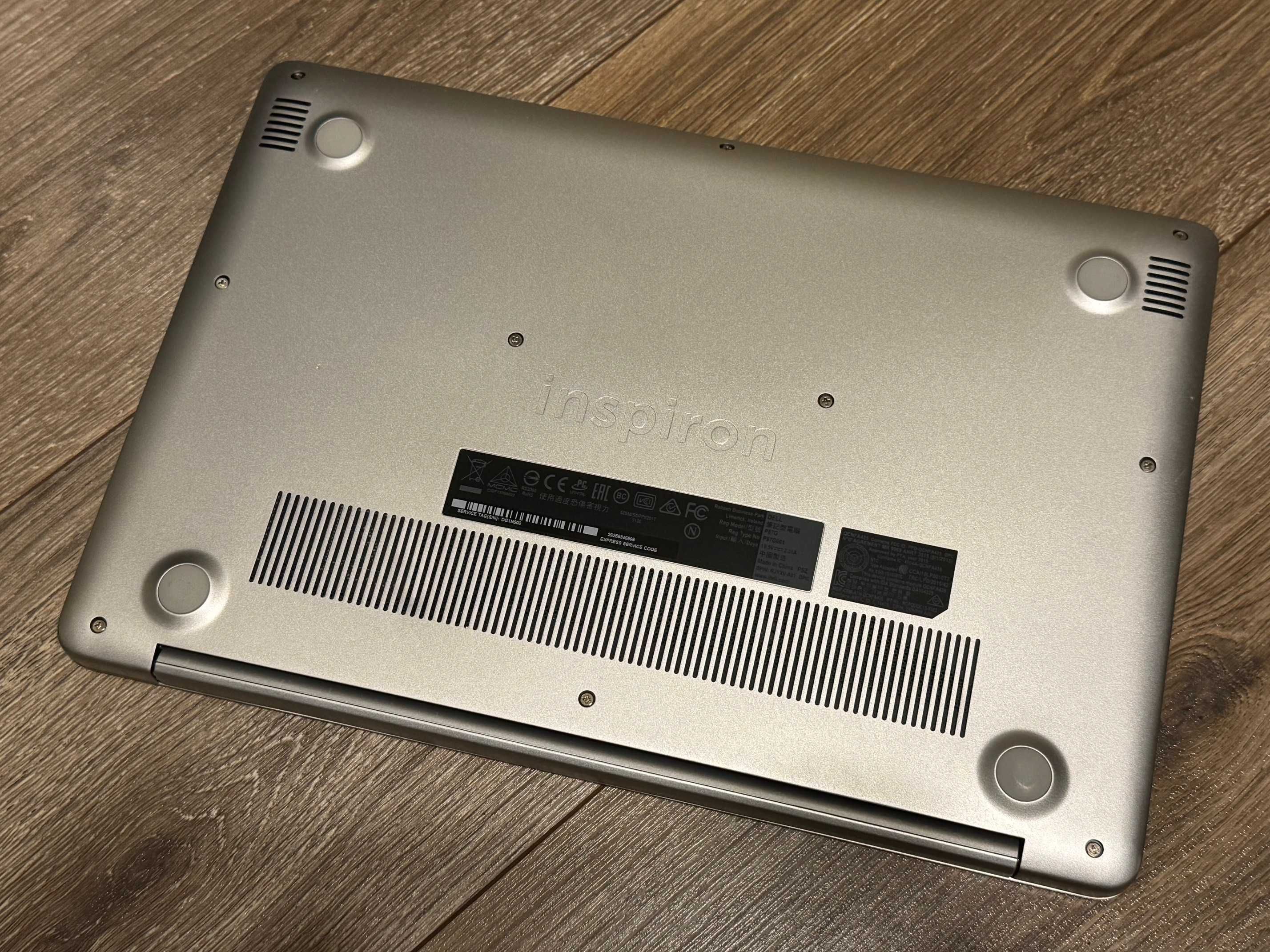 Dell Inspiron 5370  i3 7th/8 RAM/128SSD